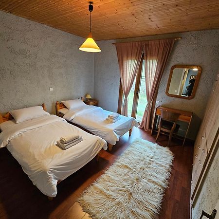 Orino Livadi Mount Villa IV อาราโชวา ภายนอก รูปภาพ